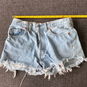 LEVI 501 Distressed Shorts
